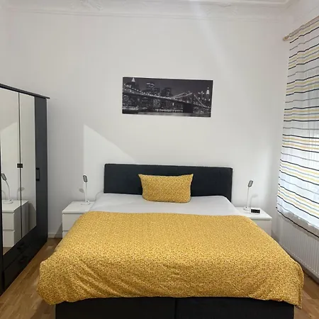 Sehr Gemuetliche 2 In Hamm (North Rhine-Westphalia)